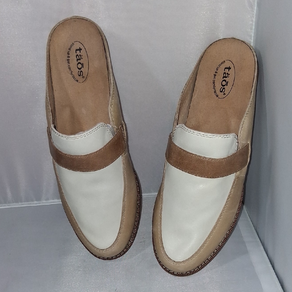 taos leather mules, size 9.5